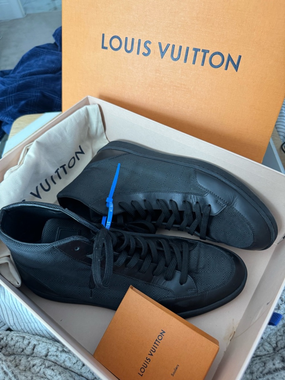 Louis Vuitton Men's Graphite Damier Black High-Top Sneakers - Picture 9 of 13